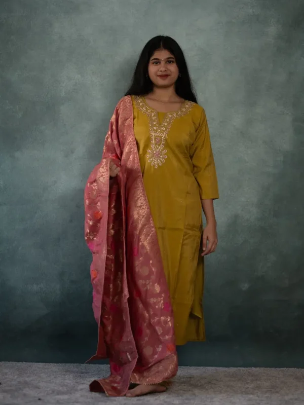 Roman Silk Set Paired with a Contrast Banarasi Dupatta - XXL